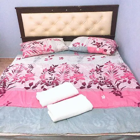Homestay Cahaya Kaseh Batu Pahat Exterior photo