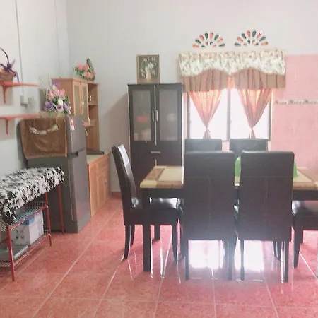 Homestay Cahaya Kaseh Batu Pahat Exterior photo